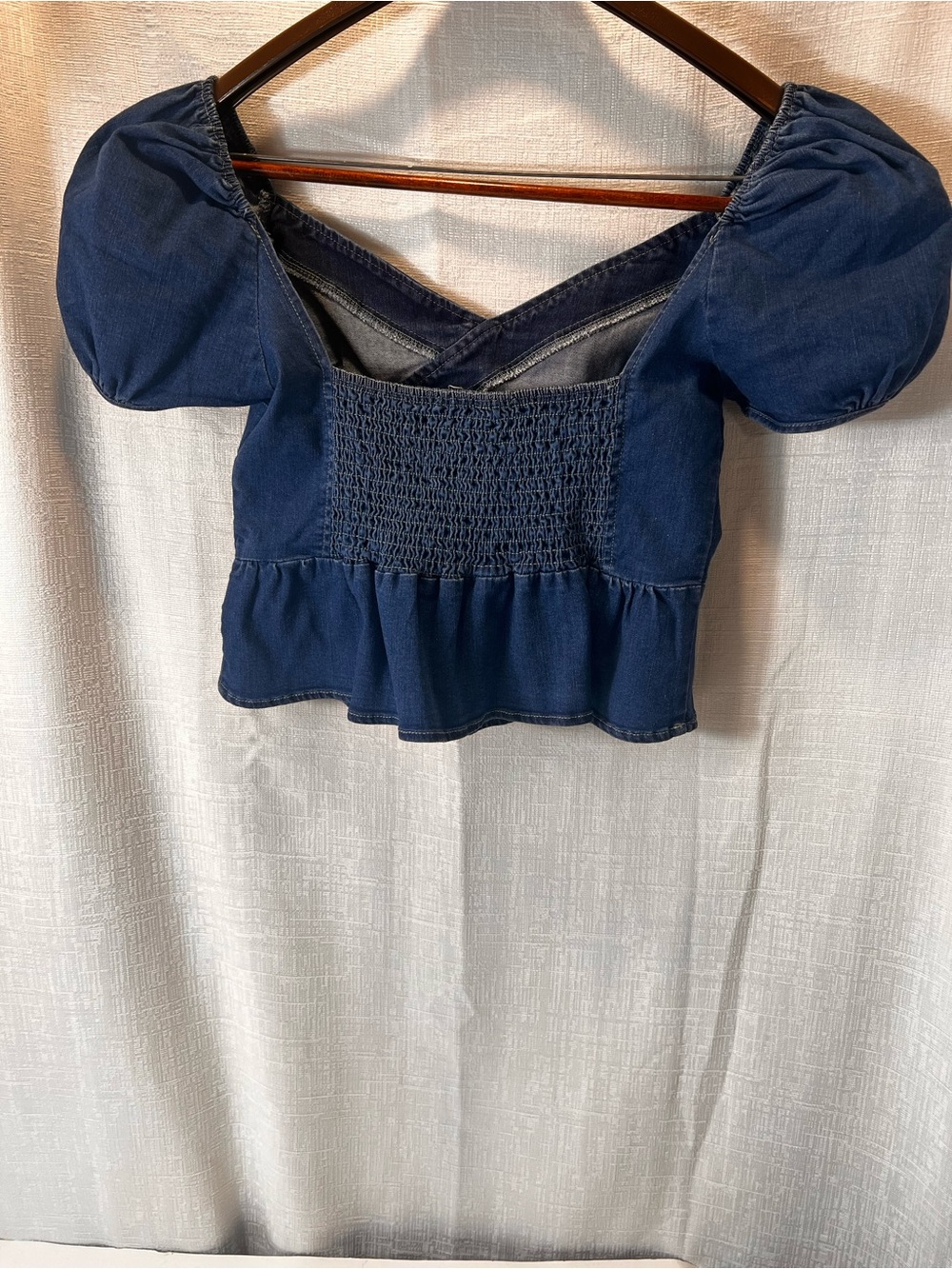 Smocked Denim-Effect Puff Sleeve Crop Top - Blue SIZE LARGE
